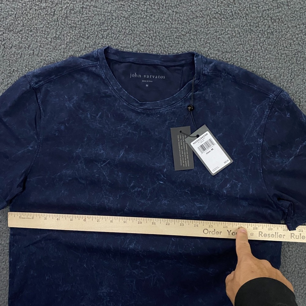 John Varvatos Enzo Crew T-shirt Mens Medium Navy Blue Washed Marble Grunge NWT - Picture 10 of 13